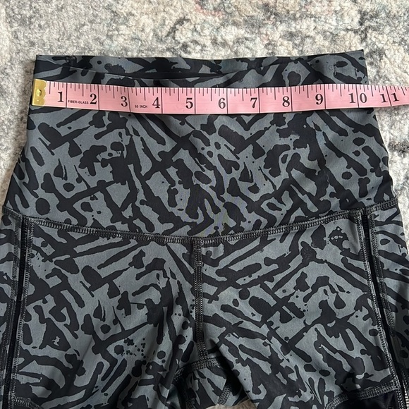 Lululemon Hot To Street Pant - Picture 13 of 16